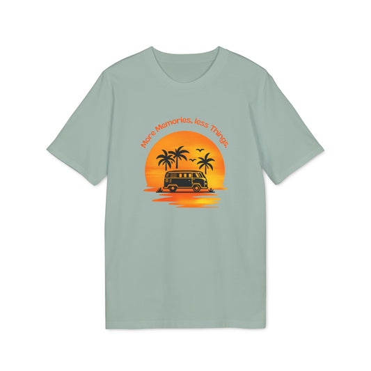 T-Shirt "More Memories, less Things."